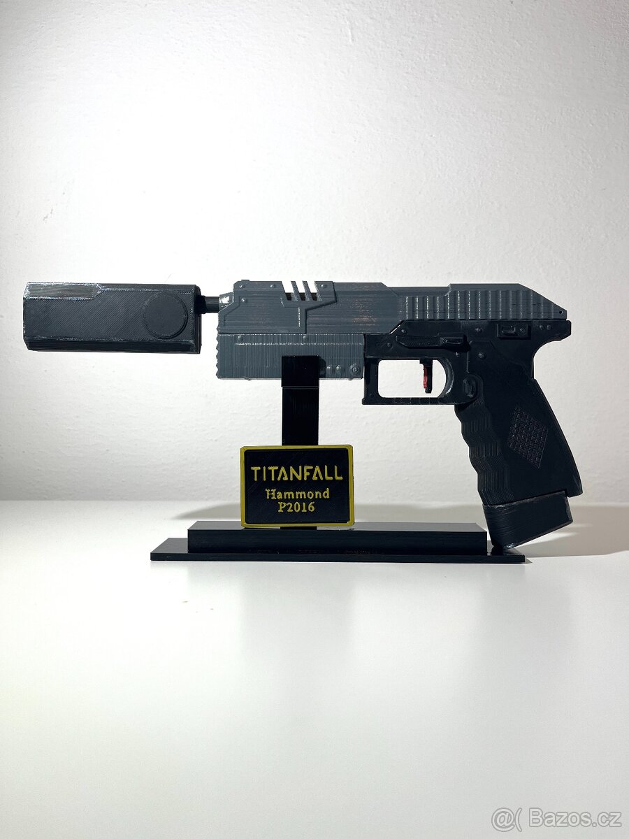 Replika pistole Hammond P2016 (Titanfall)