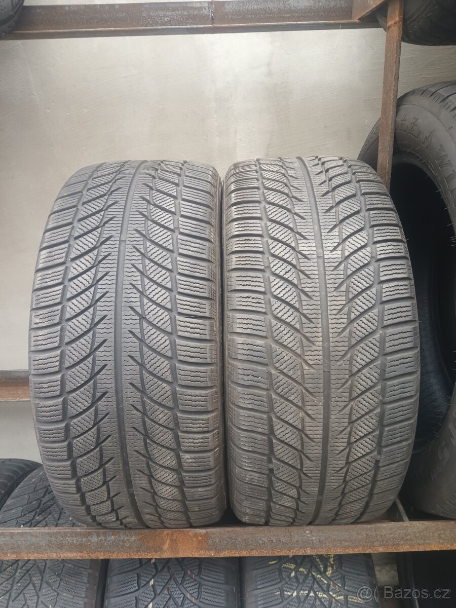 2xzimní pneu 245/40/18.Goodride.