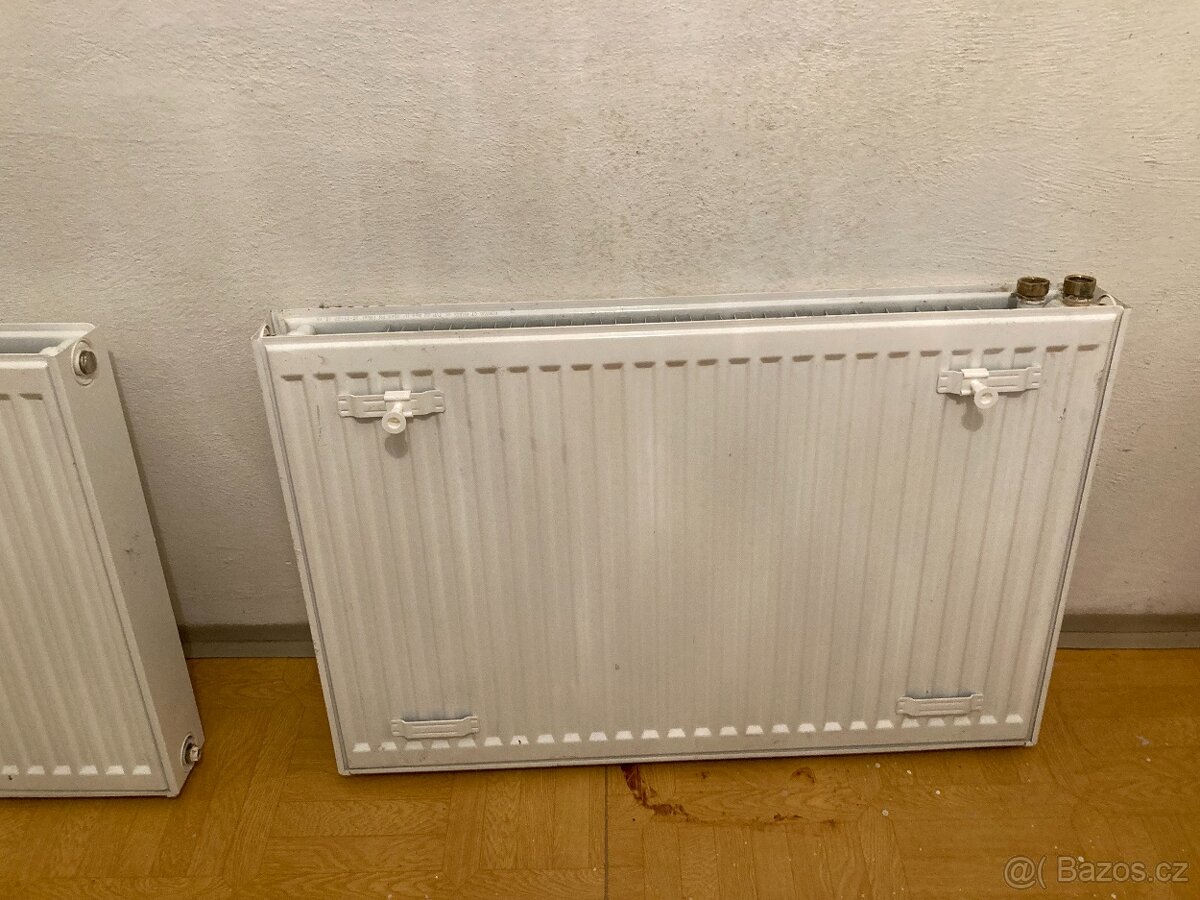 Prodám 2 radiátory