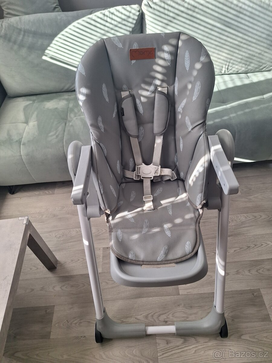 Dětská jídelní židlička