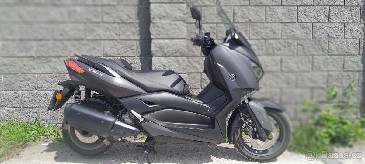 Yamaha X-max 300