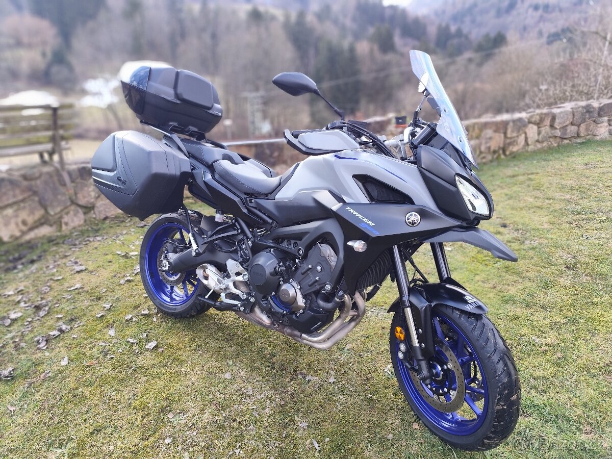 YAMAHA TRACER 900
