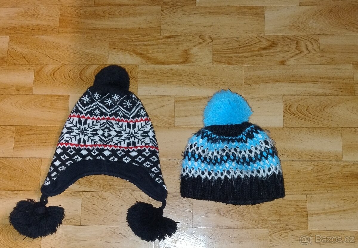 2 teplé zimní čepice pro kluka