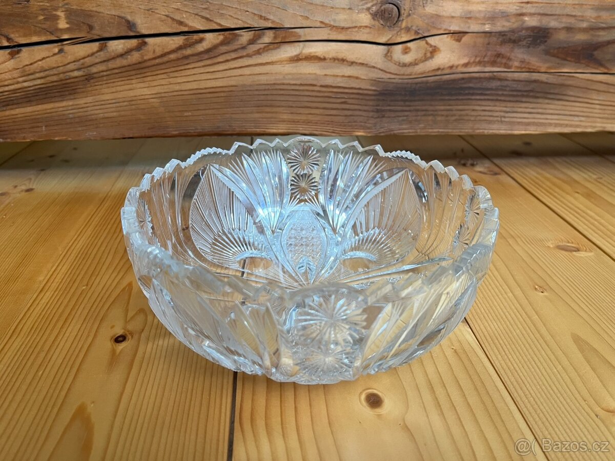 křišťálová mísa 20 cm