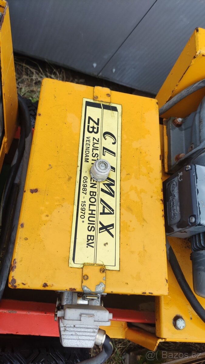 Nakladač cibule brambor