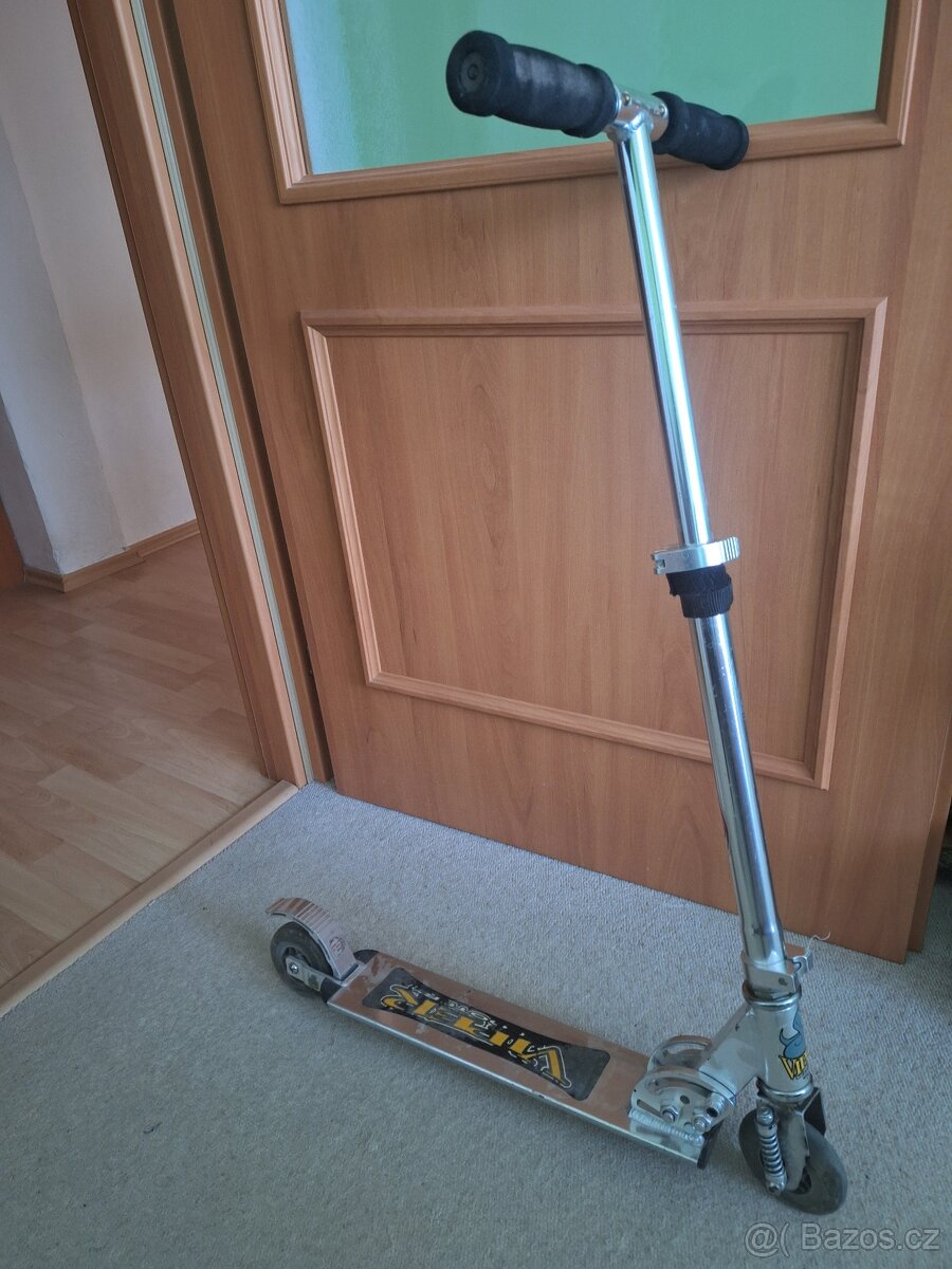 Koloběžka skládací