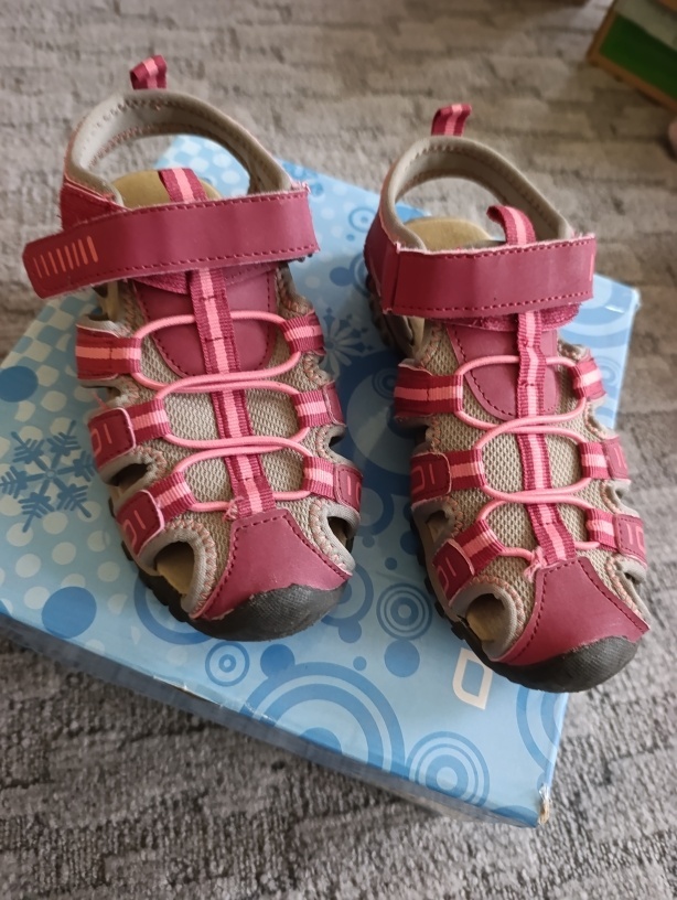 Sandále - vel.33