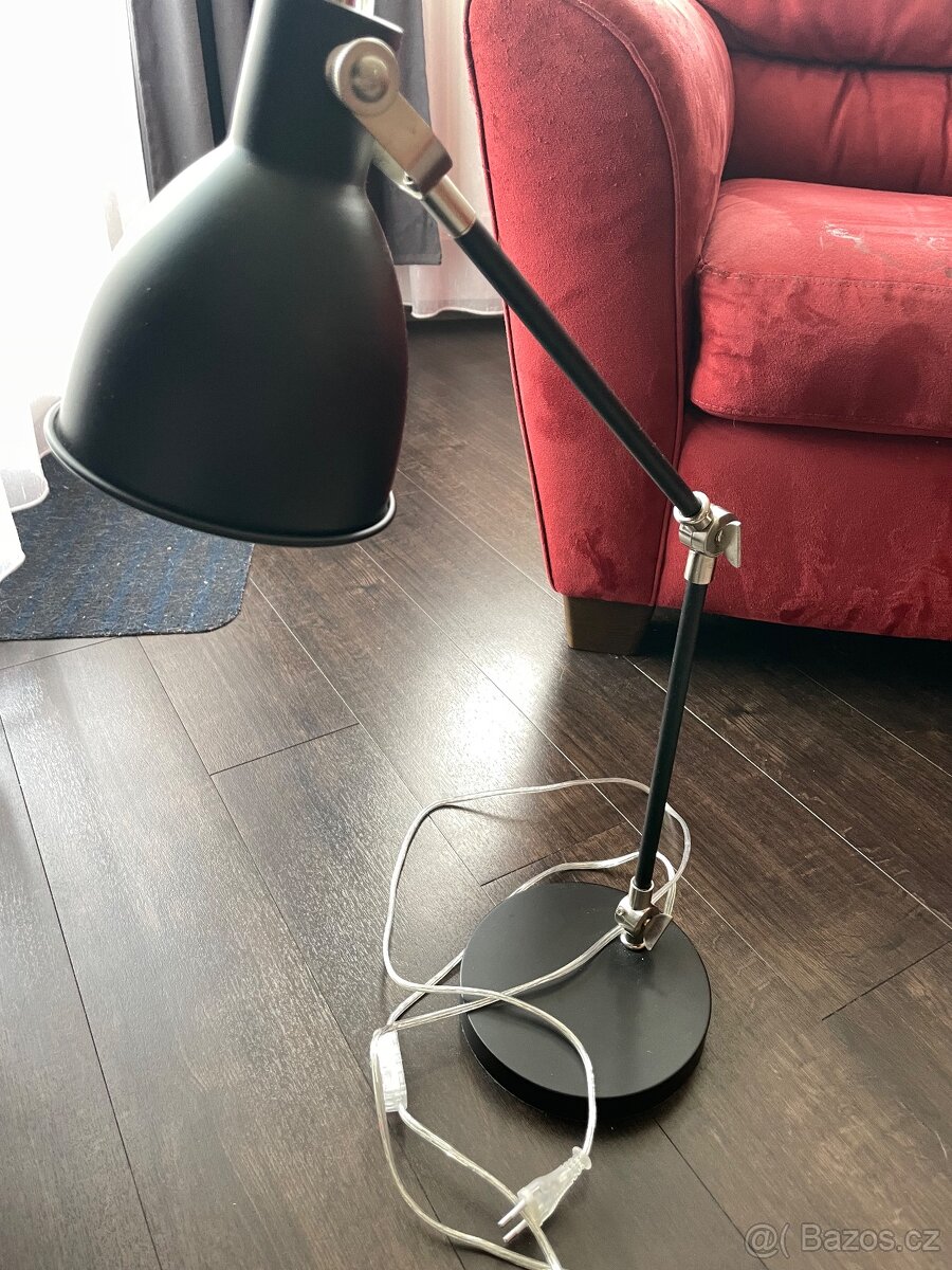 Černá stolní lampa Markslöjd House Table Black