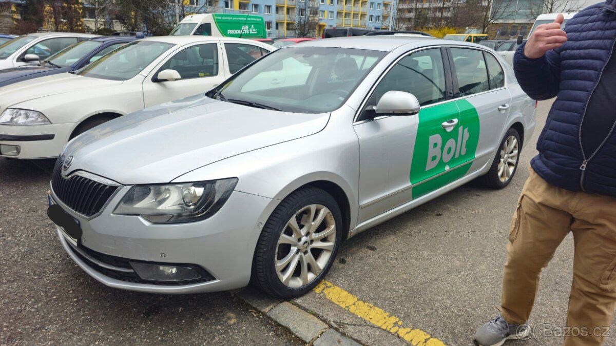 Škoda Superb 2013 - BOLT, UBER, BONUS + COMFORT