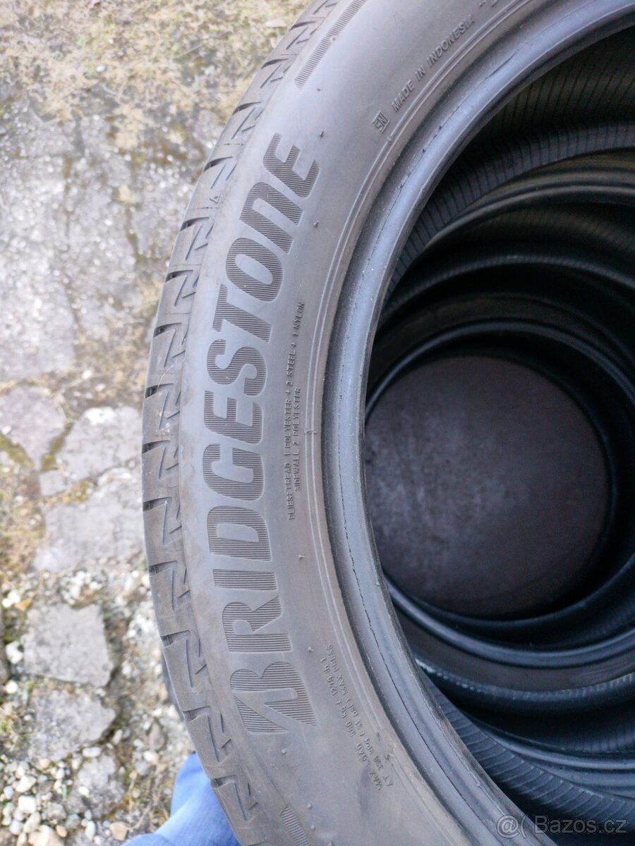 Letní pneu Bridgestone 205/50R17 89V vzorek 7mm