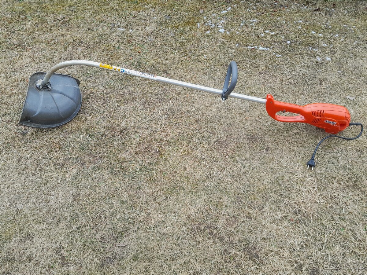 Elektrický vyžinač Oleo Mac TR61E