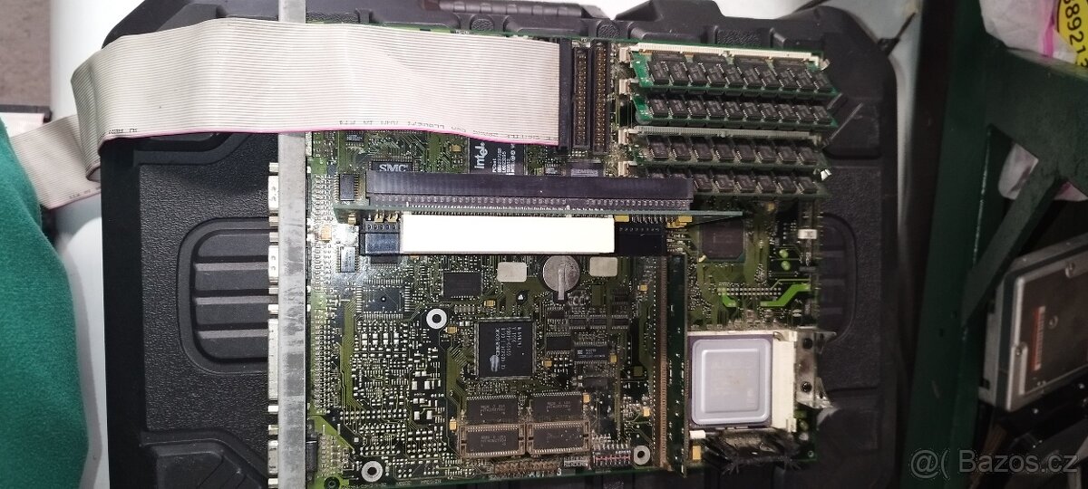 Retro doska Siemens Nixdorf Socket 7 + komponenty