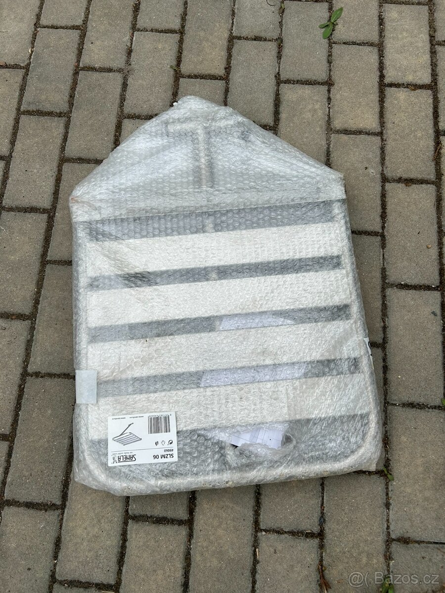 Nové nerez sedátko Sanela