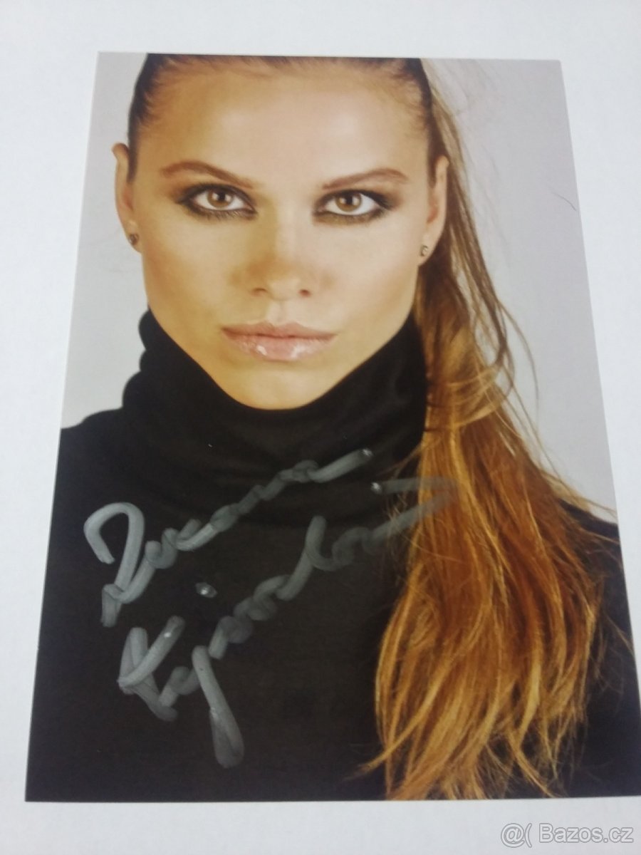 Autogram Zuzana Vejvodová