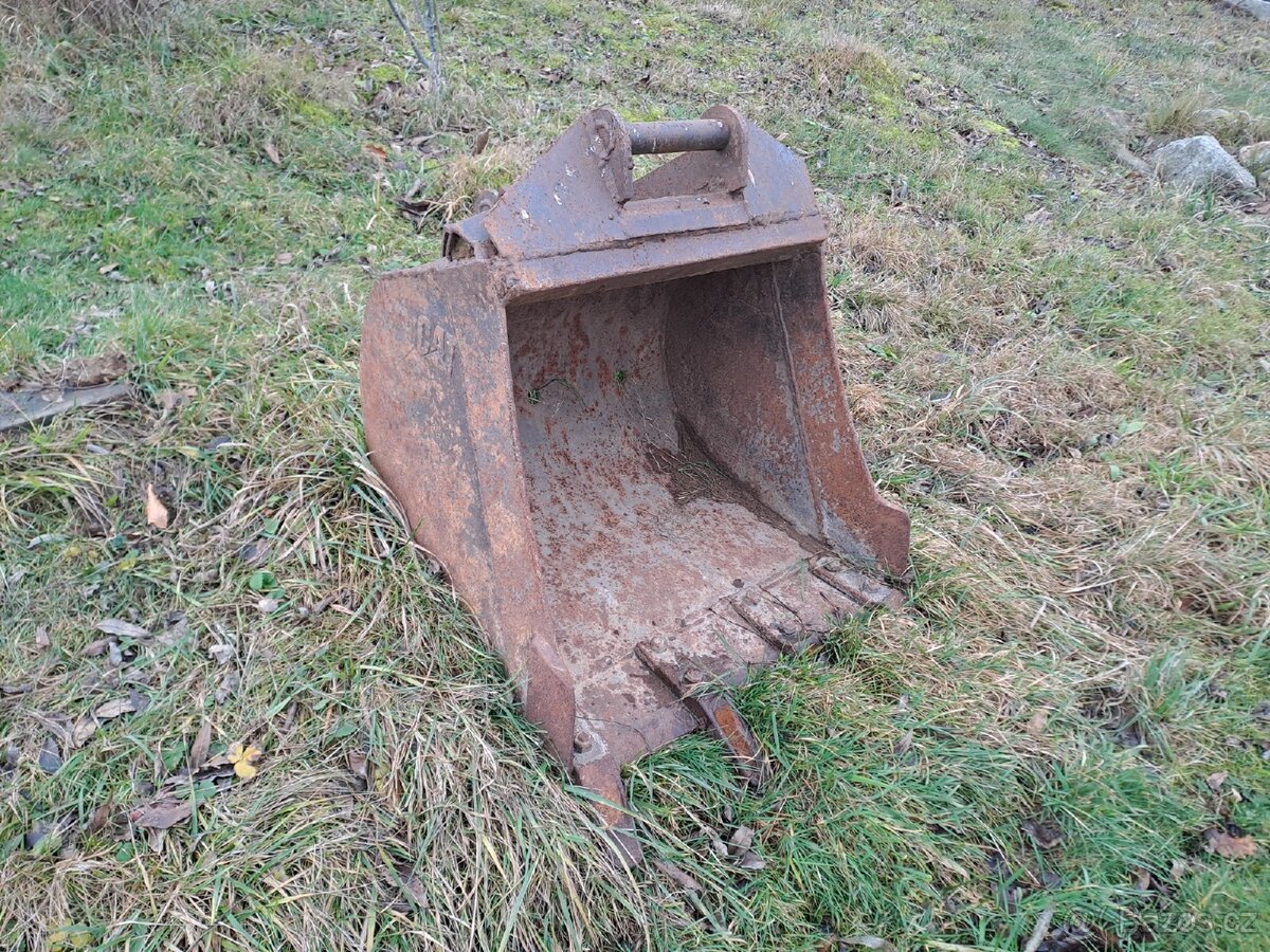 75cm lžíce cca 5t bagr, ihned k dodání