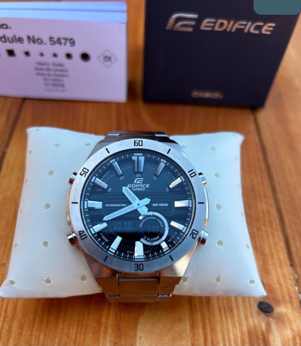 Casio Edifice ERA-110D-1AVEF luxusní pánské hodinky