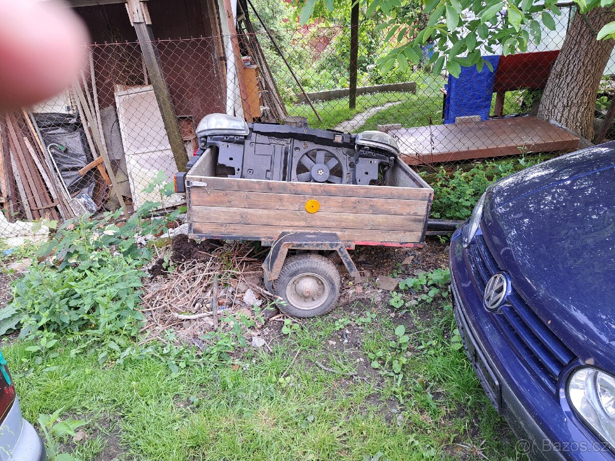 Přívěs Jachting