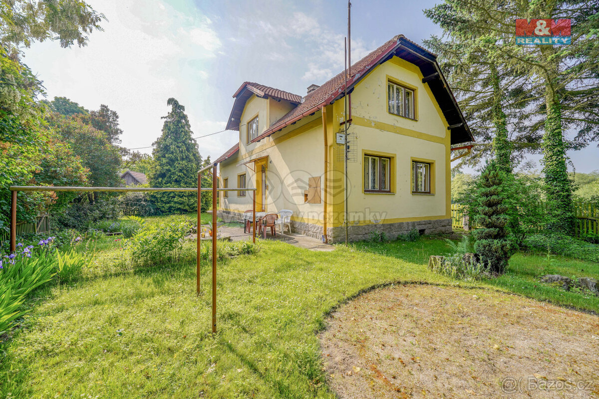 Prodej rodinného domu, 127 m², Velečín