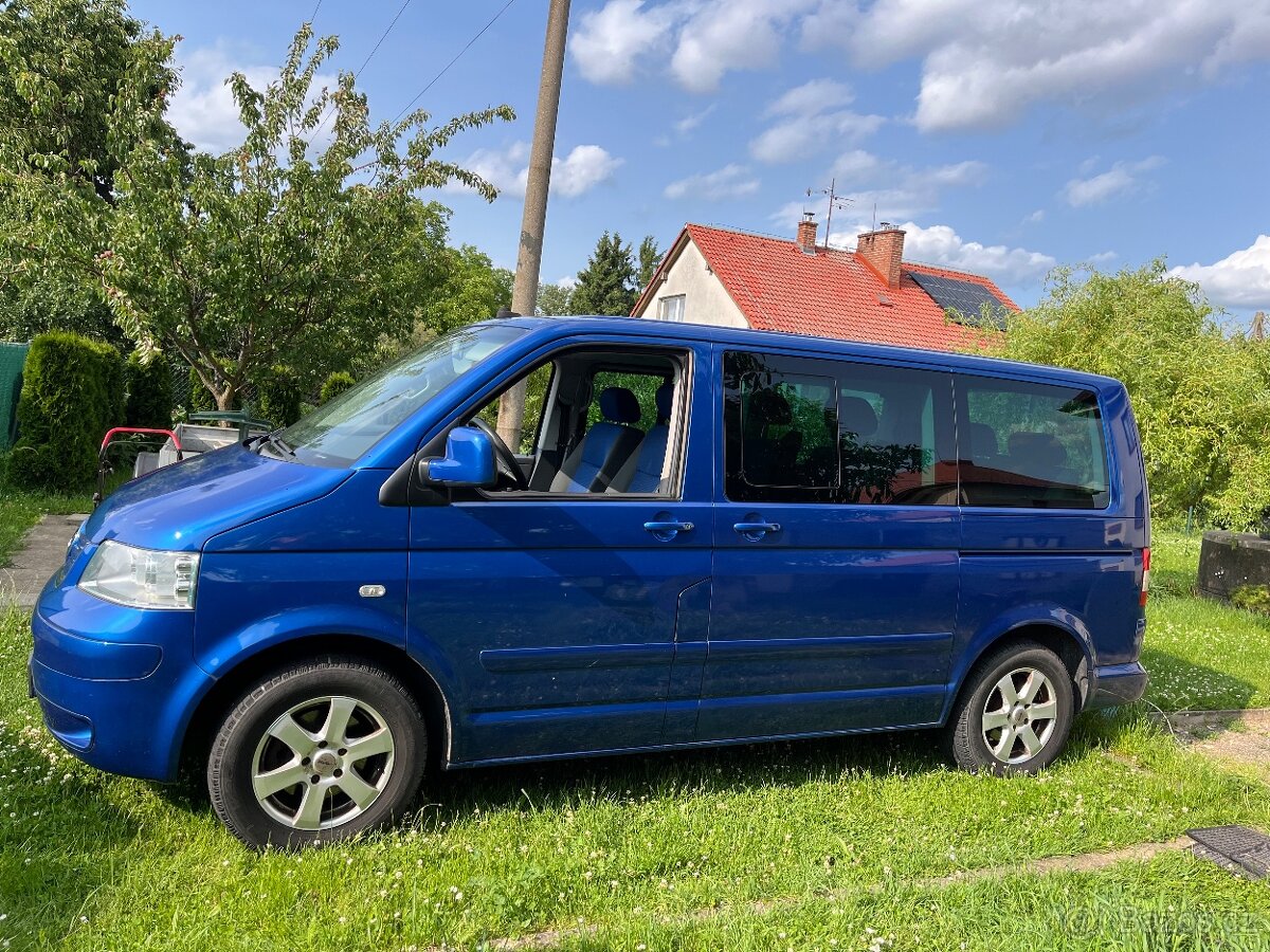 VW multivan 2,5 TDI r.v 2004 najeto cca 255 tis km