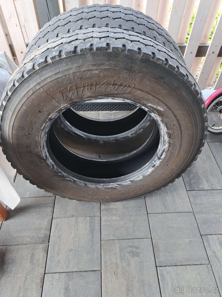 Pneu 10 r 22.5 Bridgestone