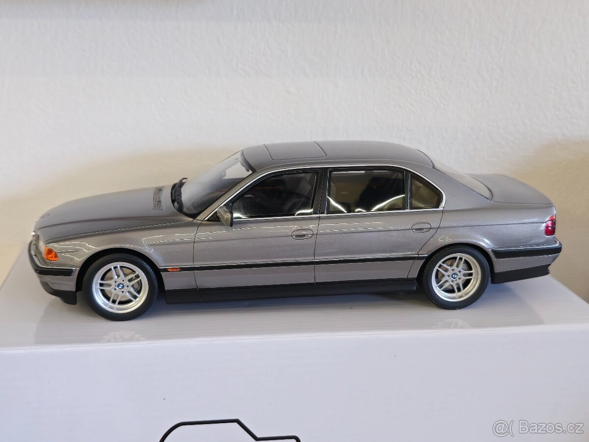 BMW E38 750 1:18 Ottomobile