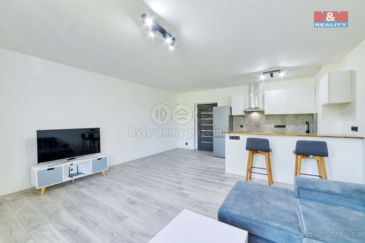 Pronájem bytu 2+kk, 66 m², Mariánské Lázně, ul. U Zastávky