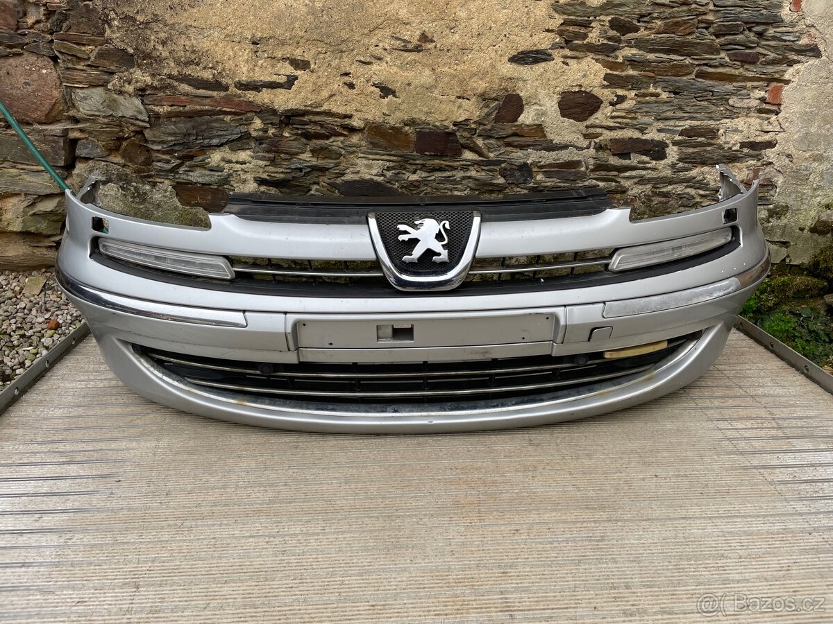 Nárazník Peugeot 807 facelift