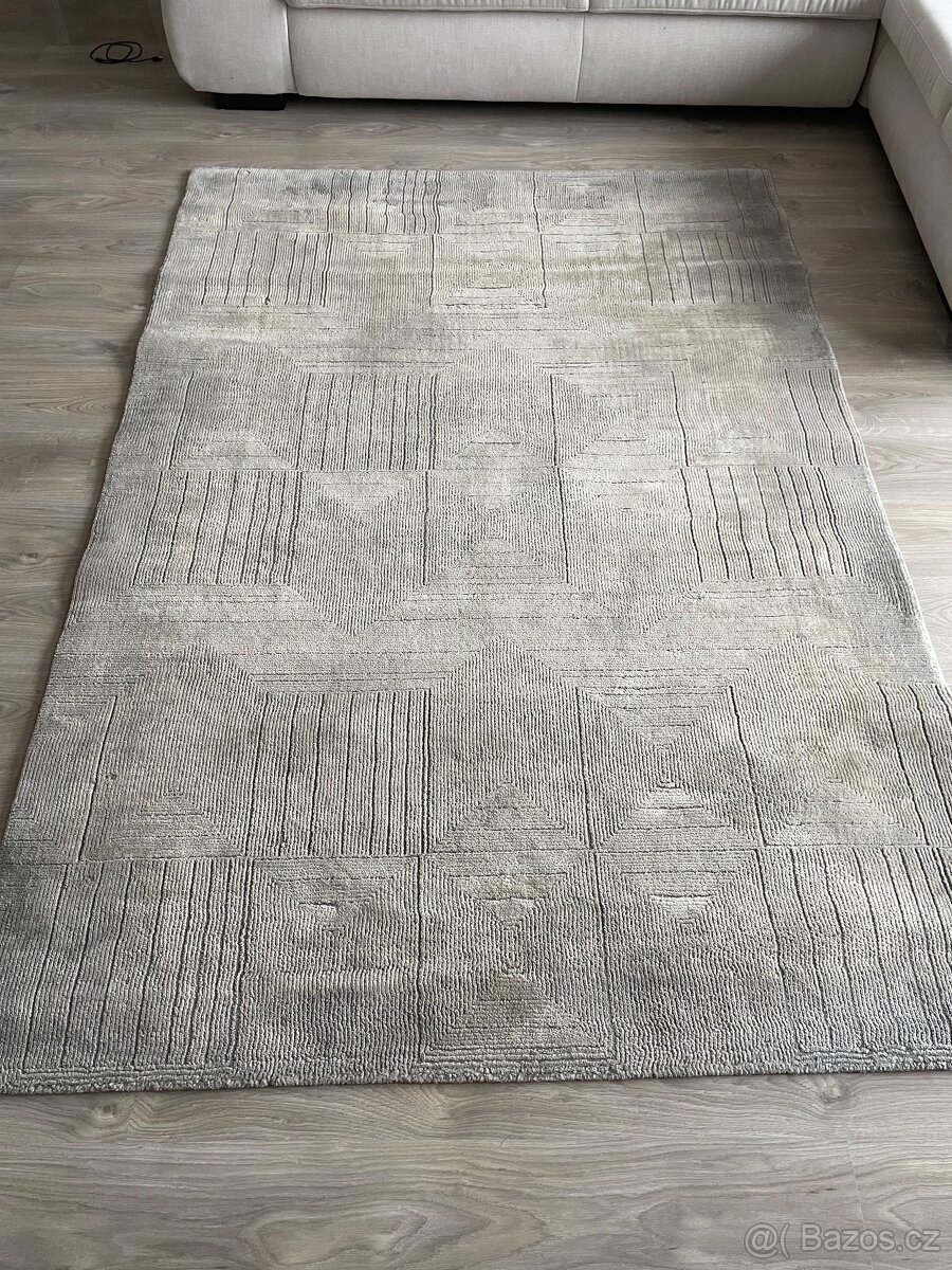 Prodám koberec