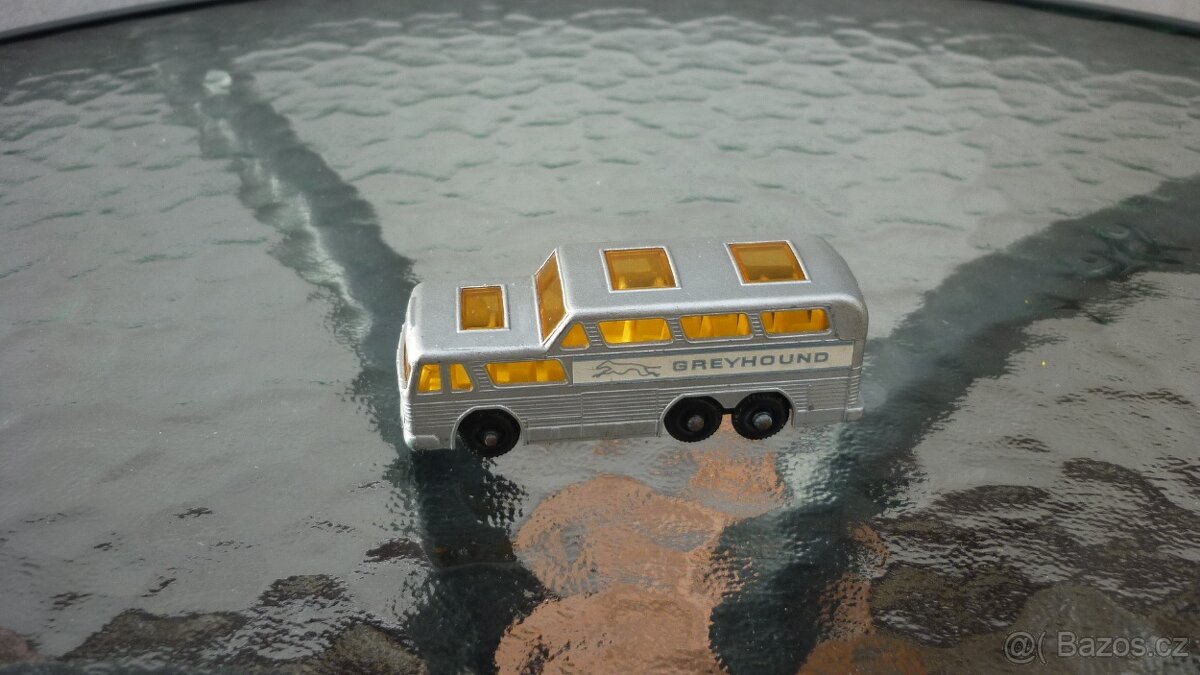 MATCHBOX RW AUTOBUS COACH STŘÍBRNÝ TOP STAV