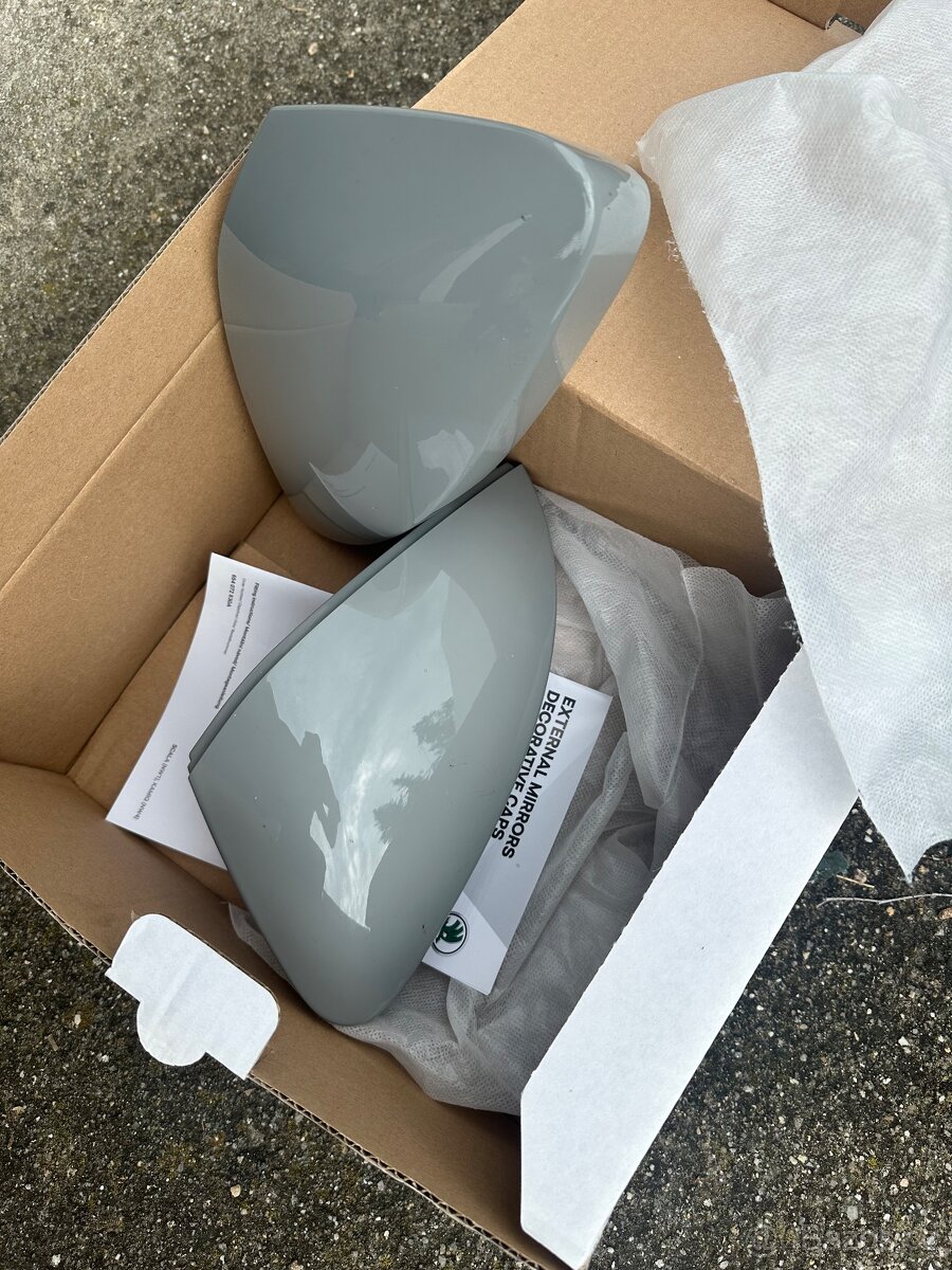 Škoda Kamiq / Scala - Kryty zrcátek - šedá Steel