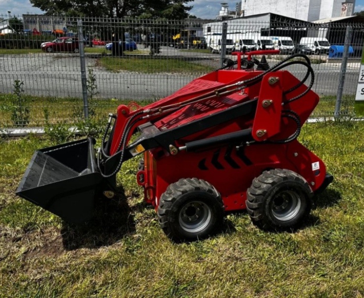 smykac, kolový nakladač,čelní nakladač, mini nakladač