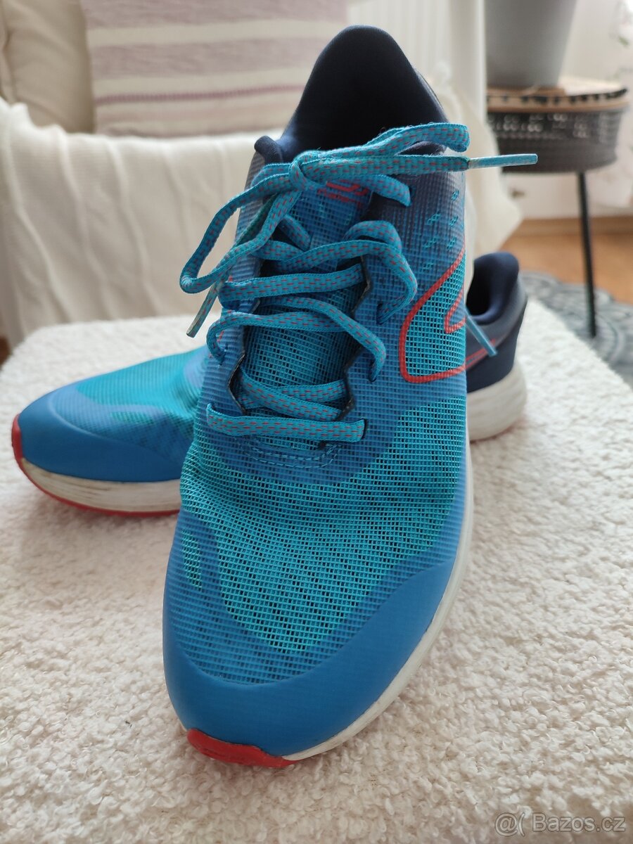 Tenisky, sportovní boty