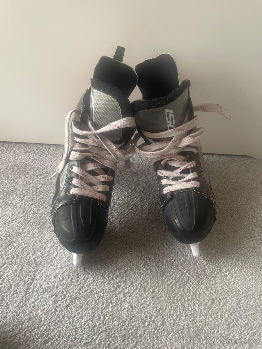 Zimní brusle panské vel.42-43