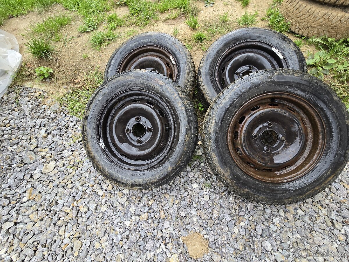 Prodám zimní kola 4x108 165/70r13