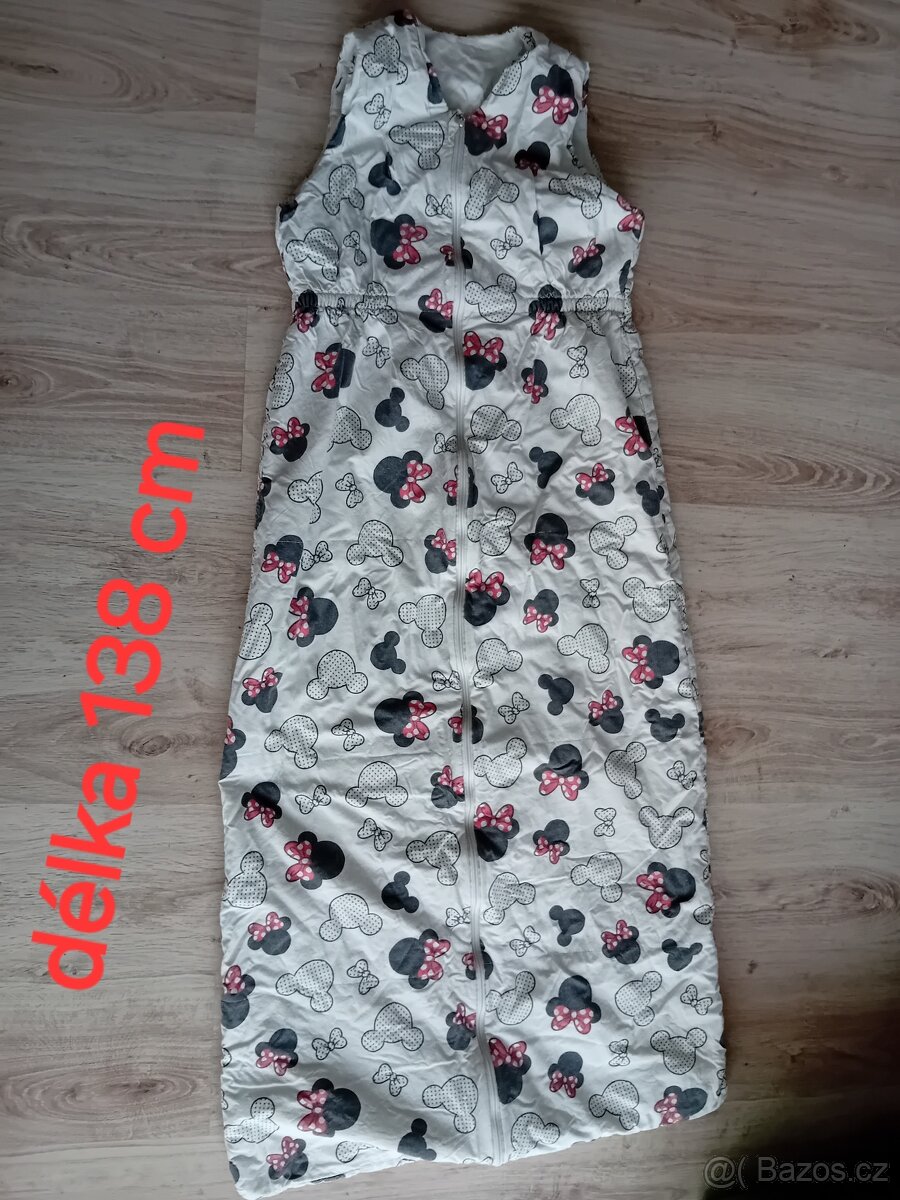 Dívčí spací pytel