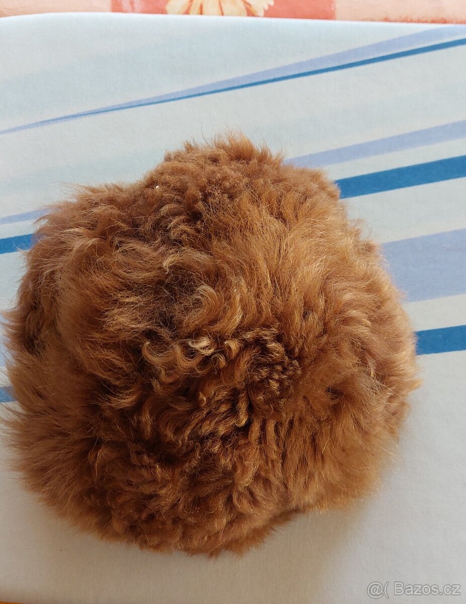 Dámská kožešinová čepice