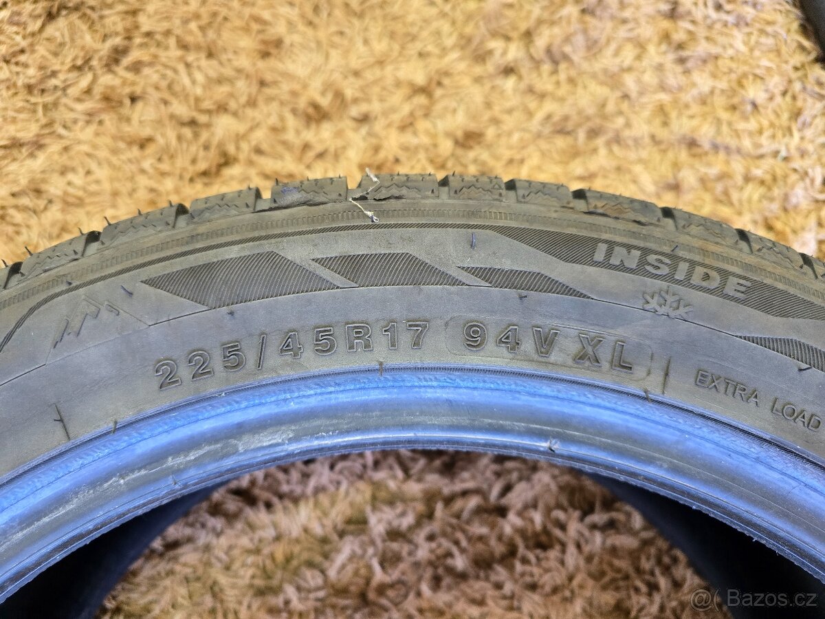 Pneu rezerva celoroční 225/45 R17