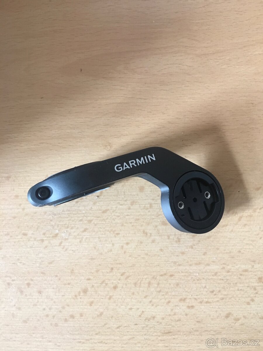 Garmin - předsazený držák na kolo