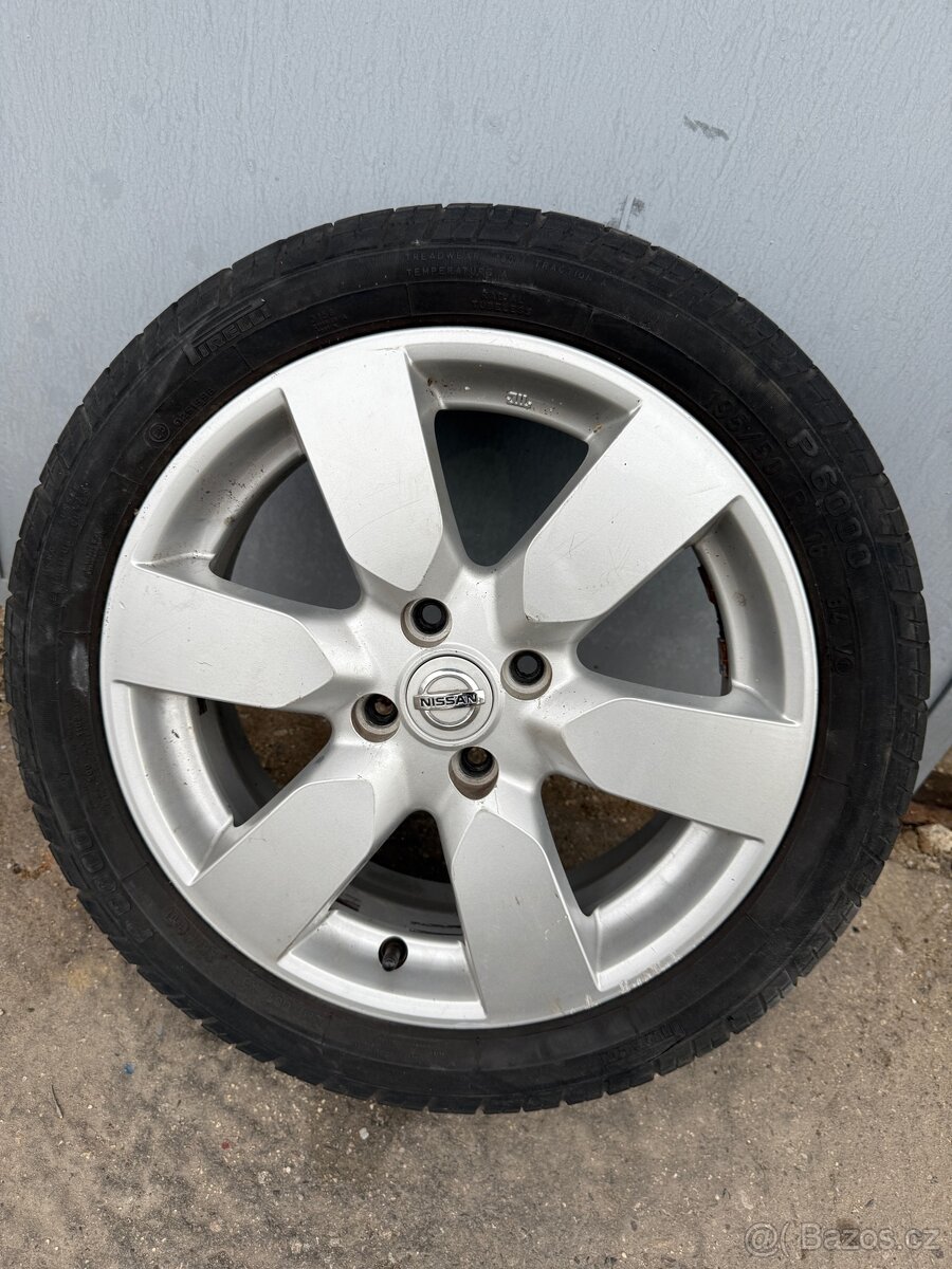 Original alu disky Nissan