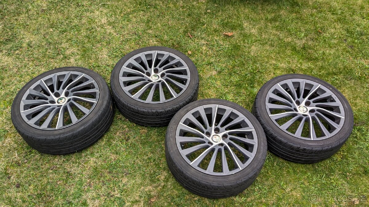 ALU kola Alfa Romeo 18 palců