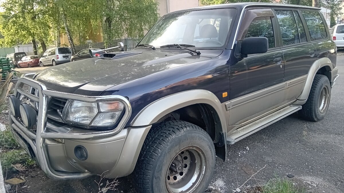 Nissan patrol y61