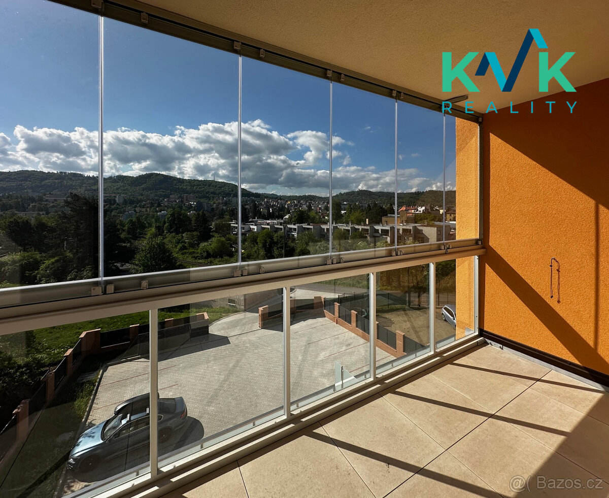 Byt 3+kk po kompletní rekonstrukci k pronájmu, Karlovy Vary 