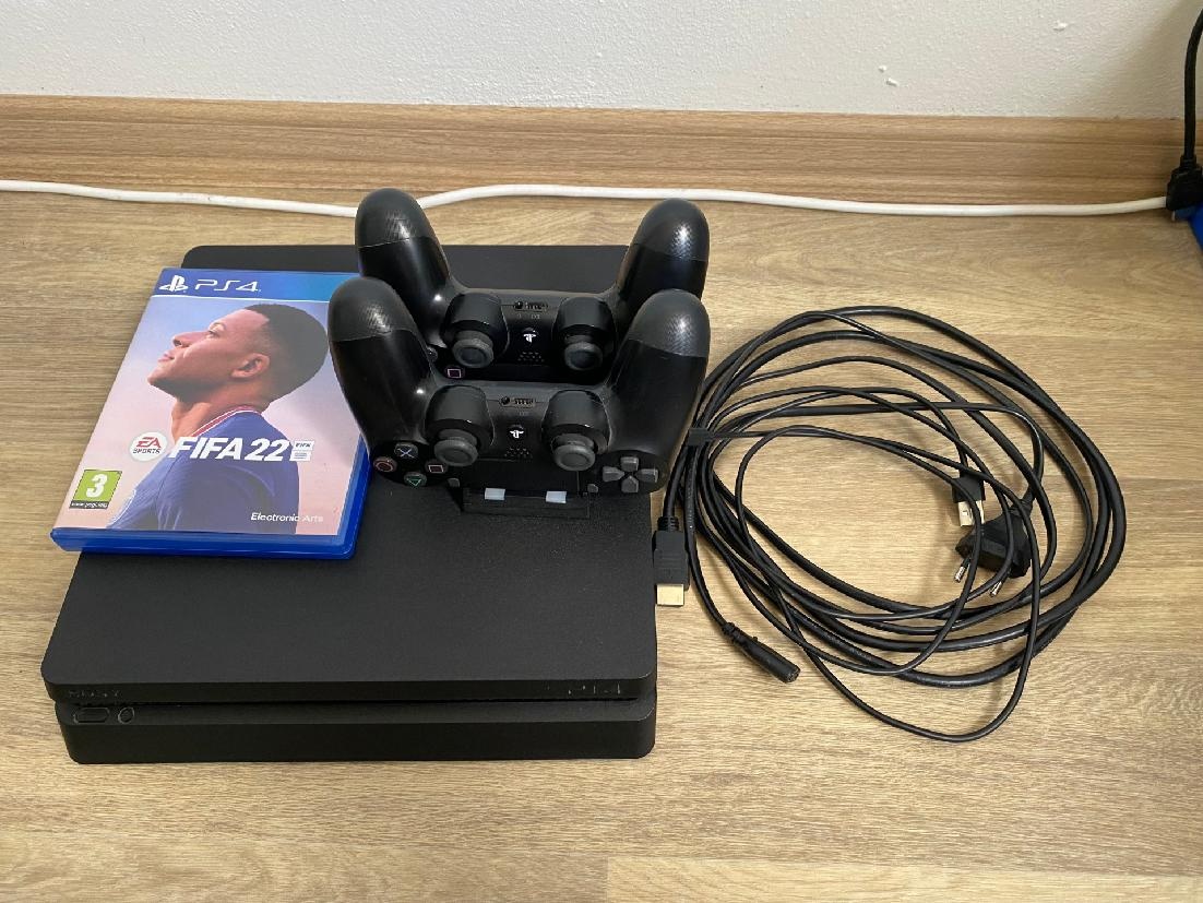 PS4 Slim 1TB