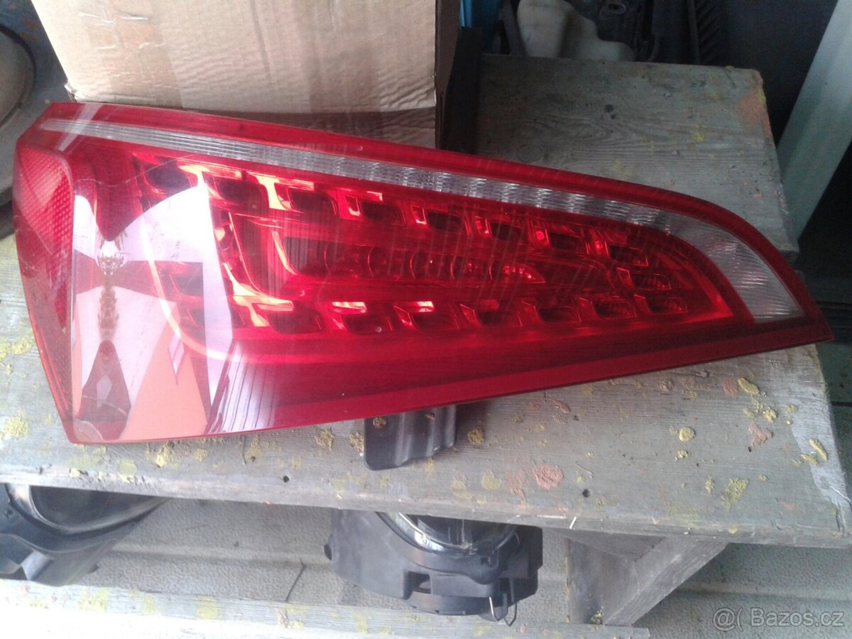 Zadní světlo Audi Q5