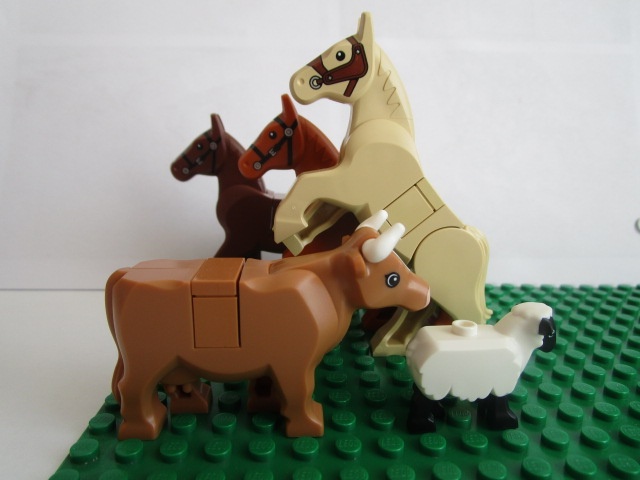 Lego zvířátka kůň, ovce, kráva pro City i Castle