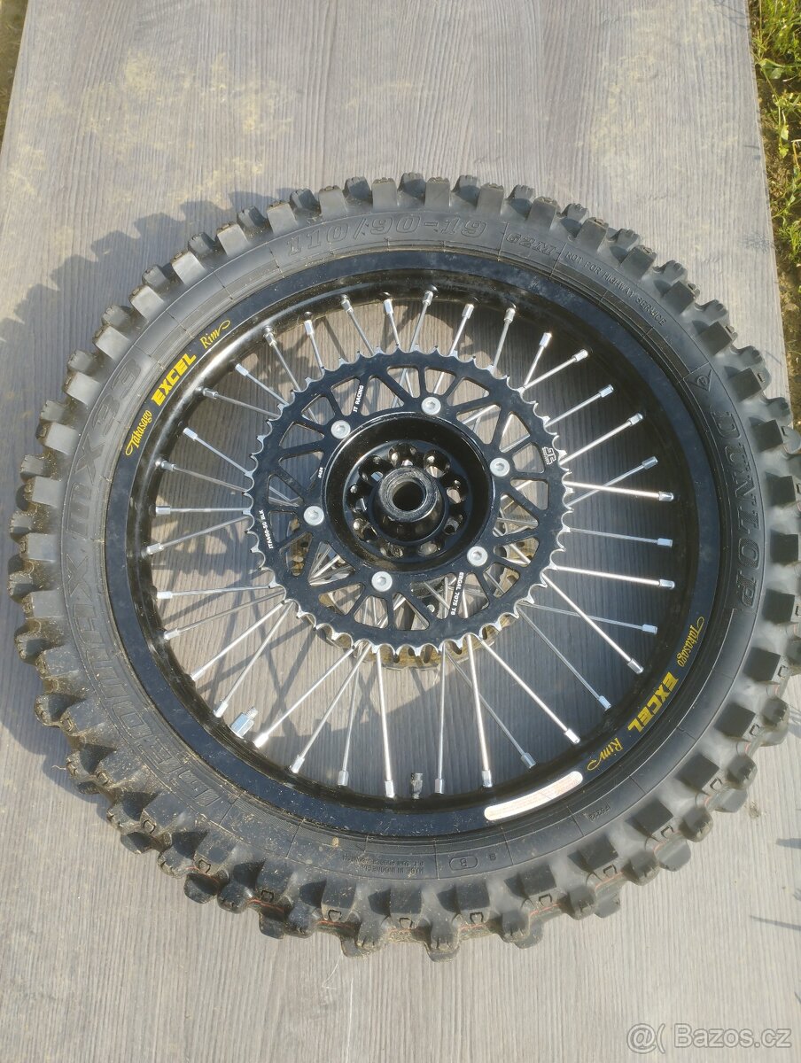 Zadní kolo na KXF 450 2022