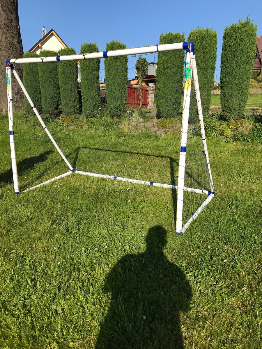 Plastova fotbalova brana rozkladaci