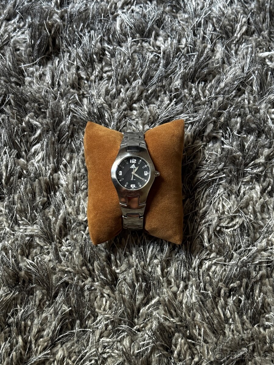 Hodinky Adidas 10-150