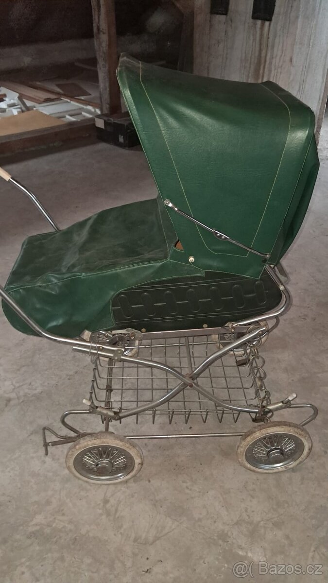 Retro kočárek