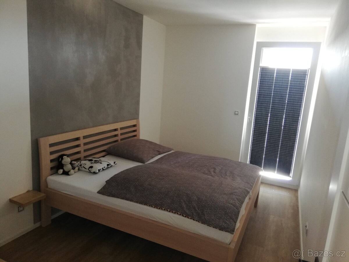 Manželská postel